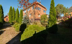 Дом 286м², 2-этажный, участок 10 сот.