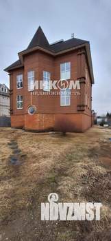 Дом 332м², 3-этажный, участок 14 сот.