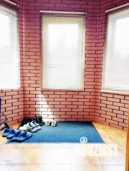 Коттедж 280м², 2-этажный, участок 10 сот.