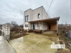 Дом 200м², 2-этажный, участок 6 сот.