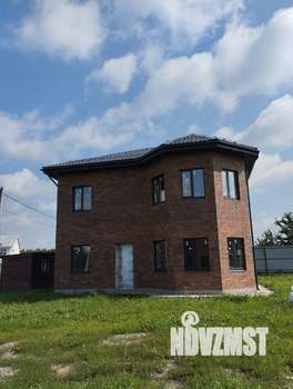 Дом 139м², 2-этажный, участок 10 сот.