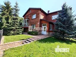 Дом 400м², 2-этажный, участок 15 сот.