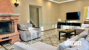 Дом 273м², 3-этажный, участок 12 сот.