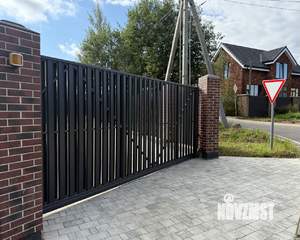 Коттедж 210м², 2-этажный, участок 8 сот.