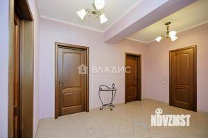 Дом 211м², 2-этажный, участок 12 сот.