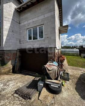 Дом 270м², 2-этажный, участок 6 сот.