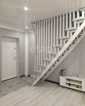 Дом 83м², 2-этажный, участок 4 сот.