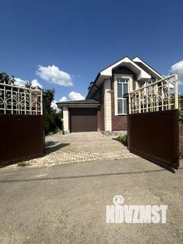 Коттедж 237м², 2-этажный, участок 6 сот.