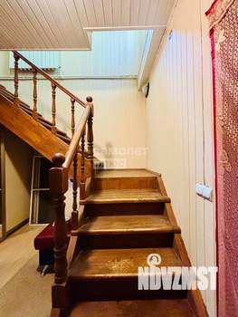 Дом 200м², 3-этажный, участок 6 сот.