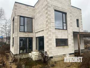 Дом 200м², 2-этажный, участок 6 сот.