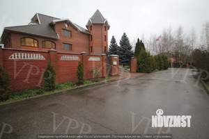 Коттедж 830м&sup2;, 3-этажный, на длительный срок, 