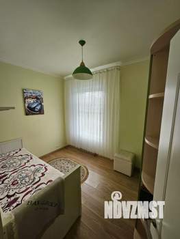 Таунхаус 100м², 3-этажный, на длительный срок, 