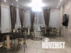 Дом 968м&sup2;, 3-этажный, посуточно, 