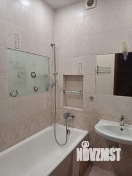 Таунхаус 220м², 3-этажный, на длительный срок, 