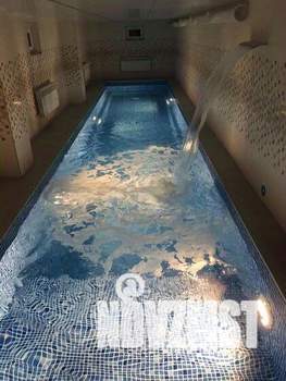 Дом 968м&sup2;, 3-этажный, посуточно, 