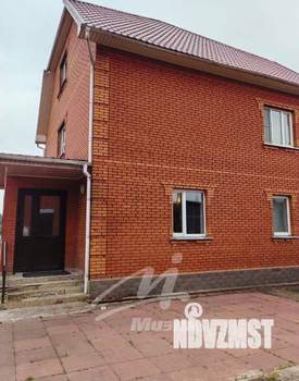 Дом 280м², 3-этажный, на длительный срок, 