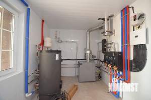 Дом 303м², 2-этажный, на длительный срок, 