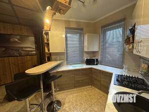 Дом 80м², 2-этажный, на длительный срок, 