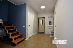 Дом 100м², 2-этажный, на длительный срок, 