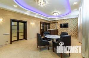 Дом 1000м&sup2;, 3-этажный, посуточно, 