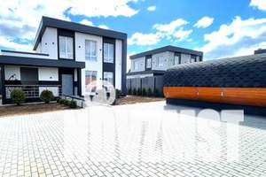 Дом 260м&sup2;, 2-этажный, посуточно, 