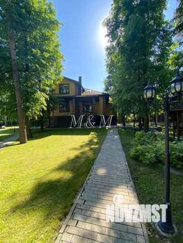 Дом 900м², 2-этажный, посуточно, 