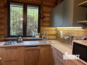 Дом 180м², 2-этажный, на длительный срок, 