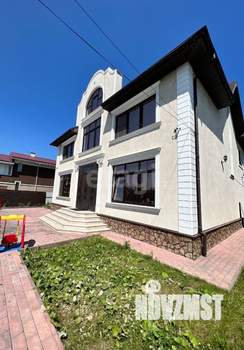 Дом 400м², 3-этажный, на длительный срок, 