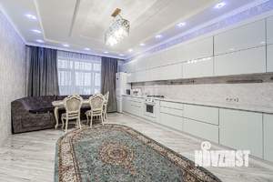 Дом 400м², 3-этажный, на длительный срок, 