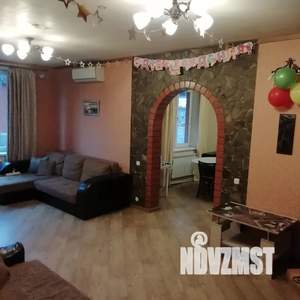 Дом 210м², 2-этажный, посуточно, 