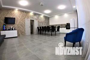 Дом 175м&sup2;, 2-этажный, посуточно, 