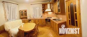 Дом 180м², 2-этажный, посуточно, 