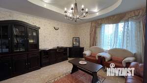 Дом 207м², 3-этажный, на длительный срок, 