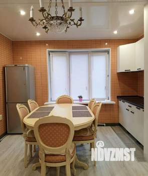 Коттедж 80м&sup2;, 2-этажный, на длительный срок, 