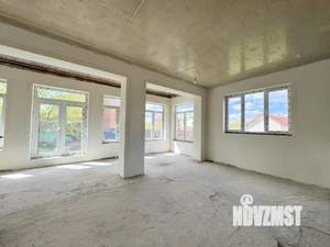 Дом 261м², 2-этажный, участок 8 сот.  