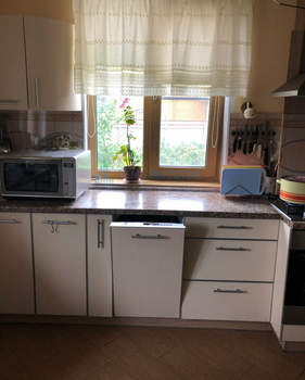 Дом 183м², 2-этажный, участок 12 сот.  