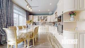 Дом 333м², 4-этажный, участок 12 сот.  