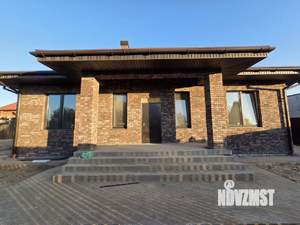 Коттедж 187м&sup2;, 1-этажный, участок 10 сот.  