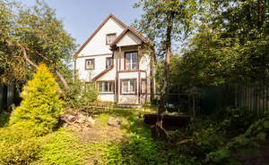 Дом 240м², 3-этажный, участок 5 сот.  