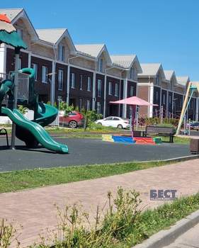 Дом 113м², 3-этажный, участок 1 сот.  