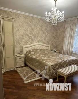Дом 320м², 4-этажный, участок 12 сот.  