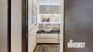 Дом 333м&sup2;, 4-этажный, участок 12 сот.  