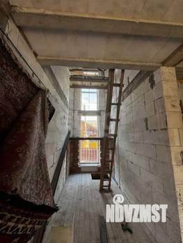 Дом 270м², 2-этажный, участок 6 сот.  
