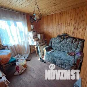 Дом 46м², 2-этажный, участок 6 сот.  