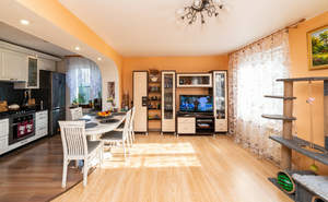 Дом 200м², 2-этажный, участок 7 сот.  