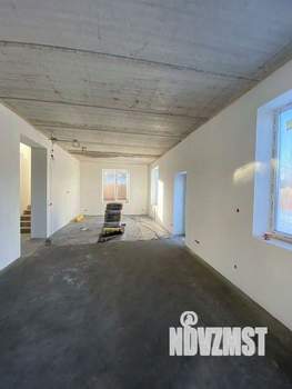 Дом 180м², 2-этажный, участок 6 сот.  