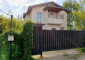 Дом 180м², 2-этажный, участок 8 сот.  