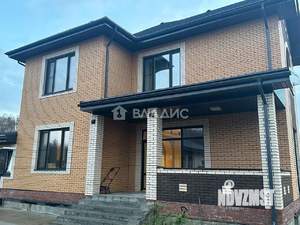 Дом 261м², 2-этажный, участок 12 сот.  
