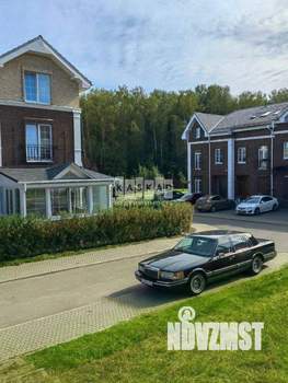 Таунхаус 113м², 3-этажный, участок 1 сот.  