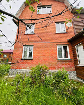 Дом 200м², 3-этажный, участок 6 сот.  